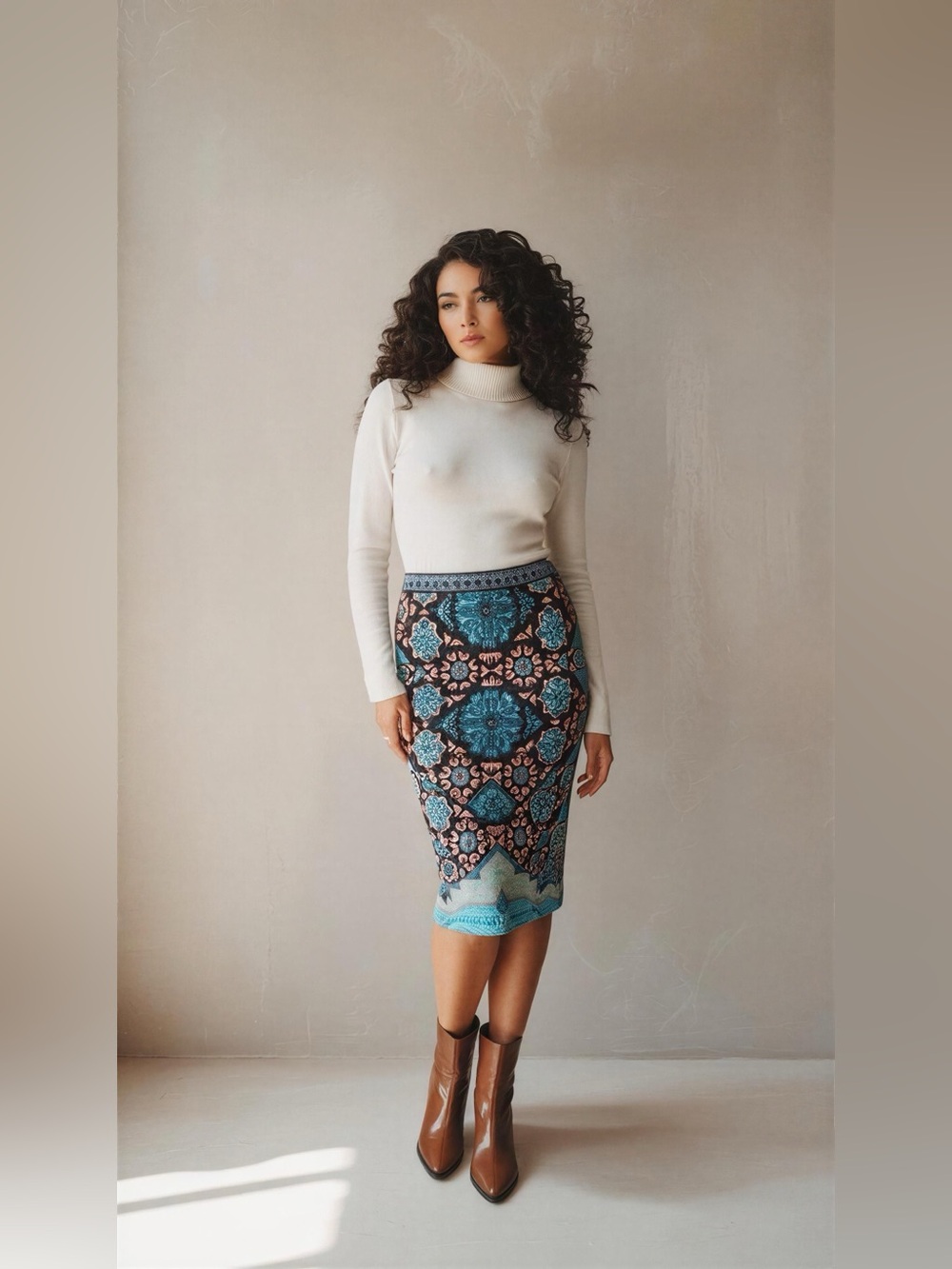 PERUVIAN CONNECTION Knit Stretch Tube Skirt Patterned Aztec Geometric
Medium